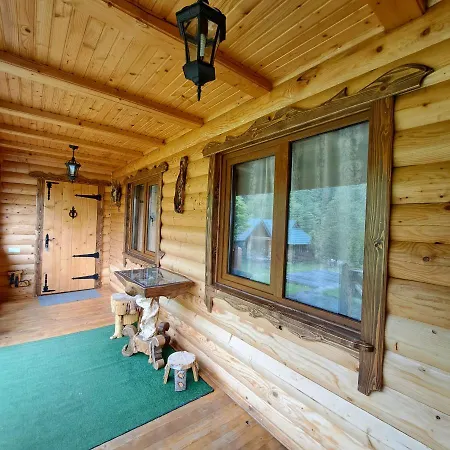 зарінок карпат 펜션 미쿨리친